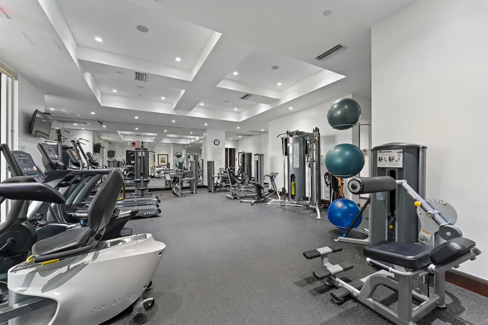 5050 Ocean Drive #703 Singer Island, FL 33404