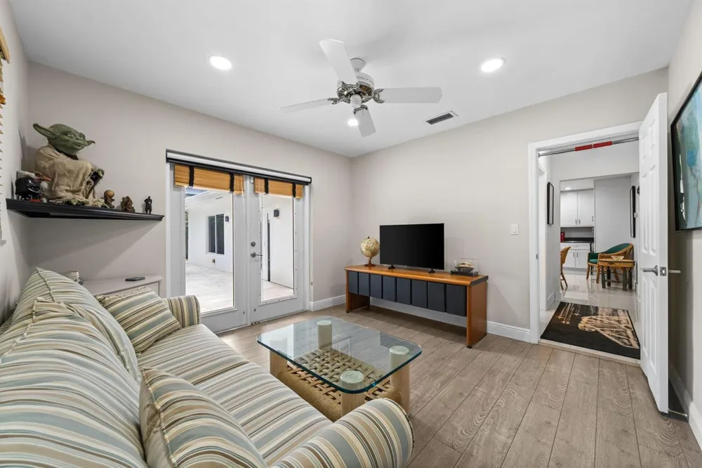 326 Seven Isles Drive Fort Lauderdale, FL 33301