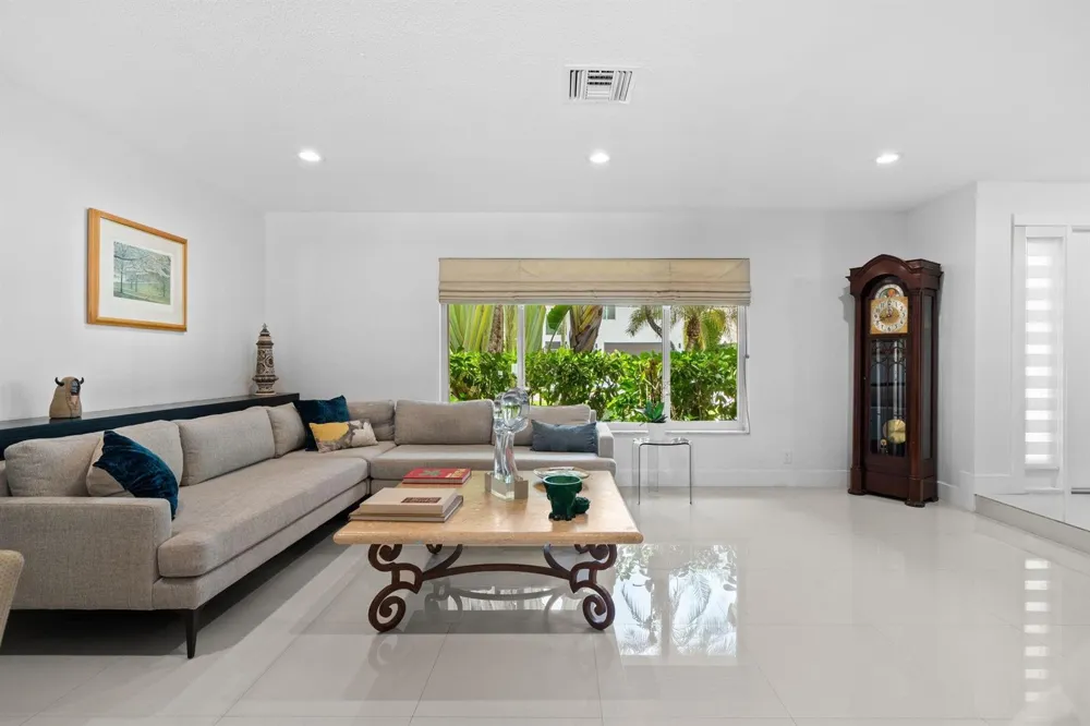 326 Seven Isles Drive Fort Lauderdale, FL 33301