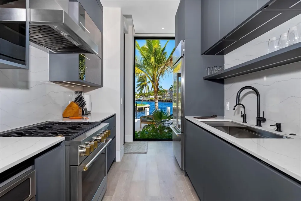 1555 SE 14th Court Deerfield Beach, FL 33441