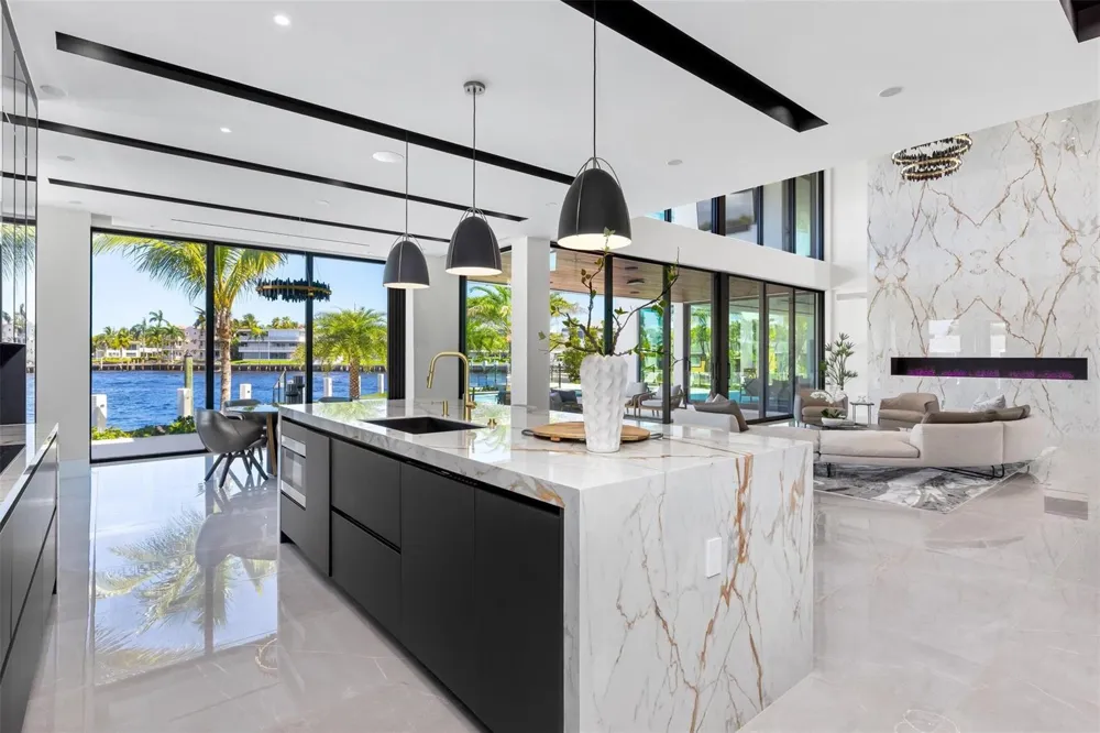 1555 SE 14th Court Deerfield Beach, FL 33441