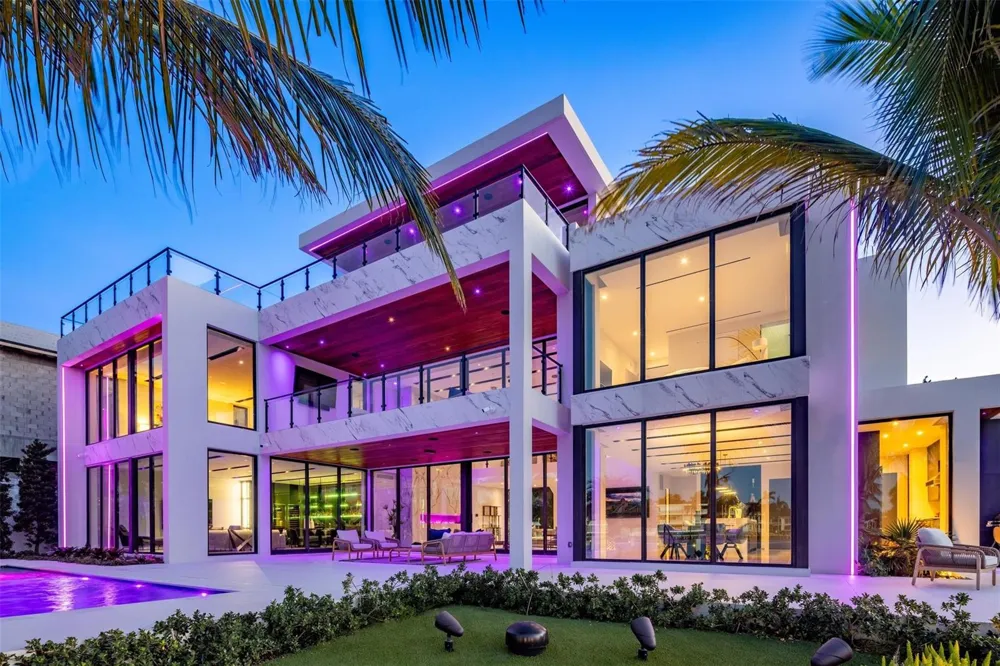 1555 SE 14th Court Deerfield Beach, FL 33441