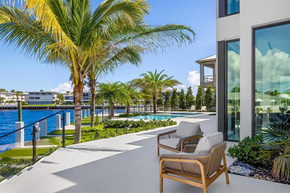 1555 SE 14th Court Deerfield Beach, FL 33441