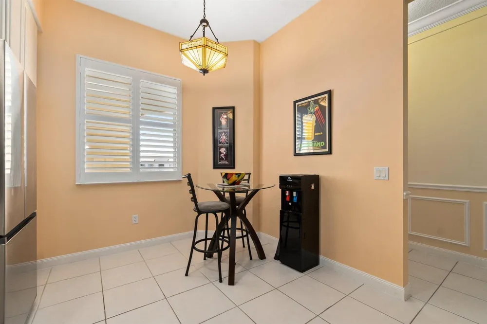 17 Harbour Isle Drive W #Ph03 Hutchinson Island, FL 34949