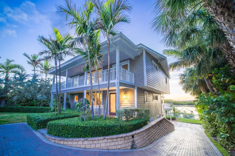 4000 S Ocean Boulevard Lantana, FL 33462