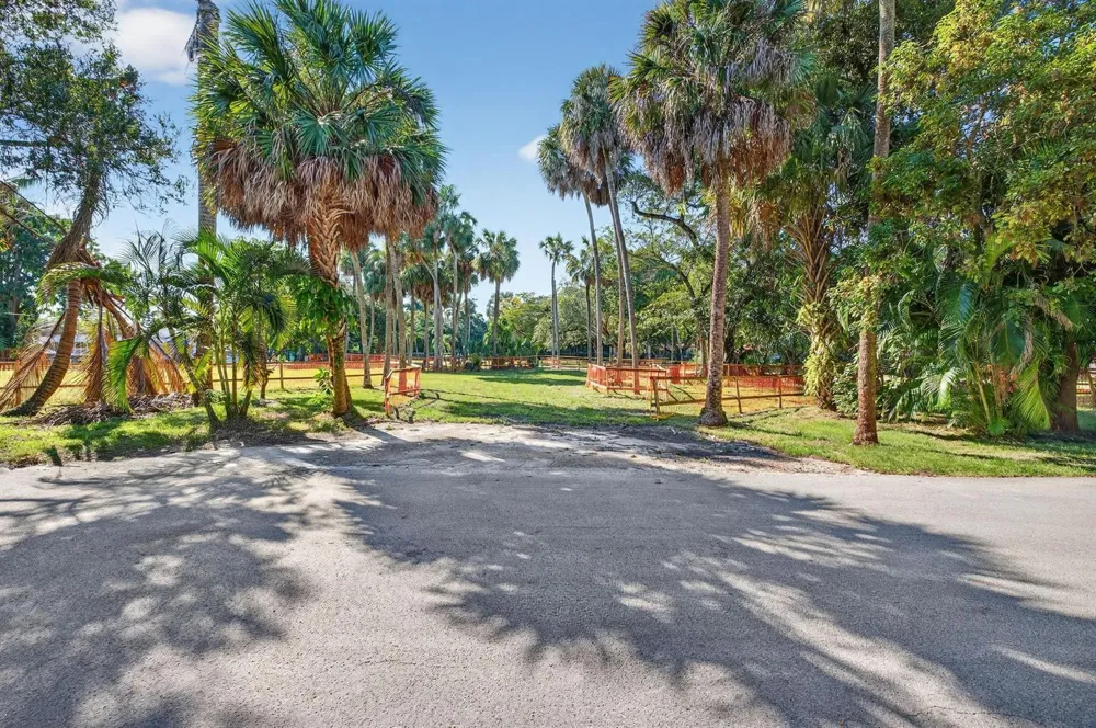 2500 Riverland Road Fort Lauderdale, FL 33312