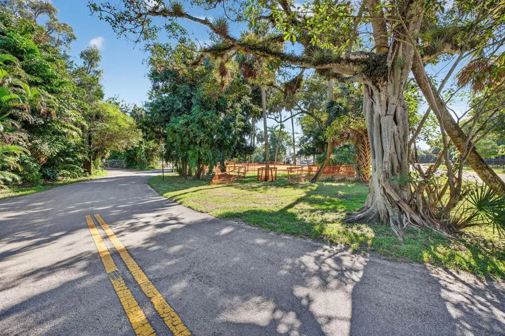 2500 Riverland Road Fort Lauderdale, FL 33312