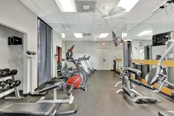 5550 Ocean Drive #2b Singer Island, FL 33404