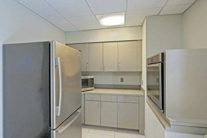 5550 Ocean Drive #2b Singer Island, FL 33404