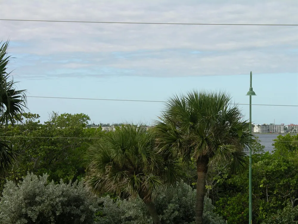 5550 Ocean Drive #2b Singer Island, FL 33404