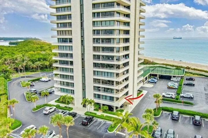 5550 Ocean Drive #2b Singer Island, FL 33404