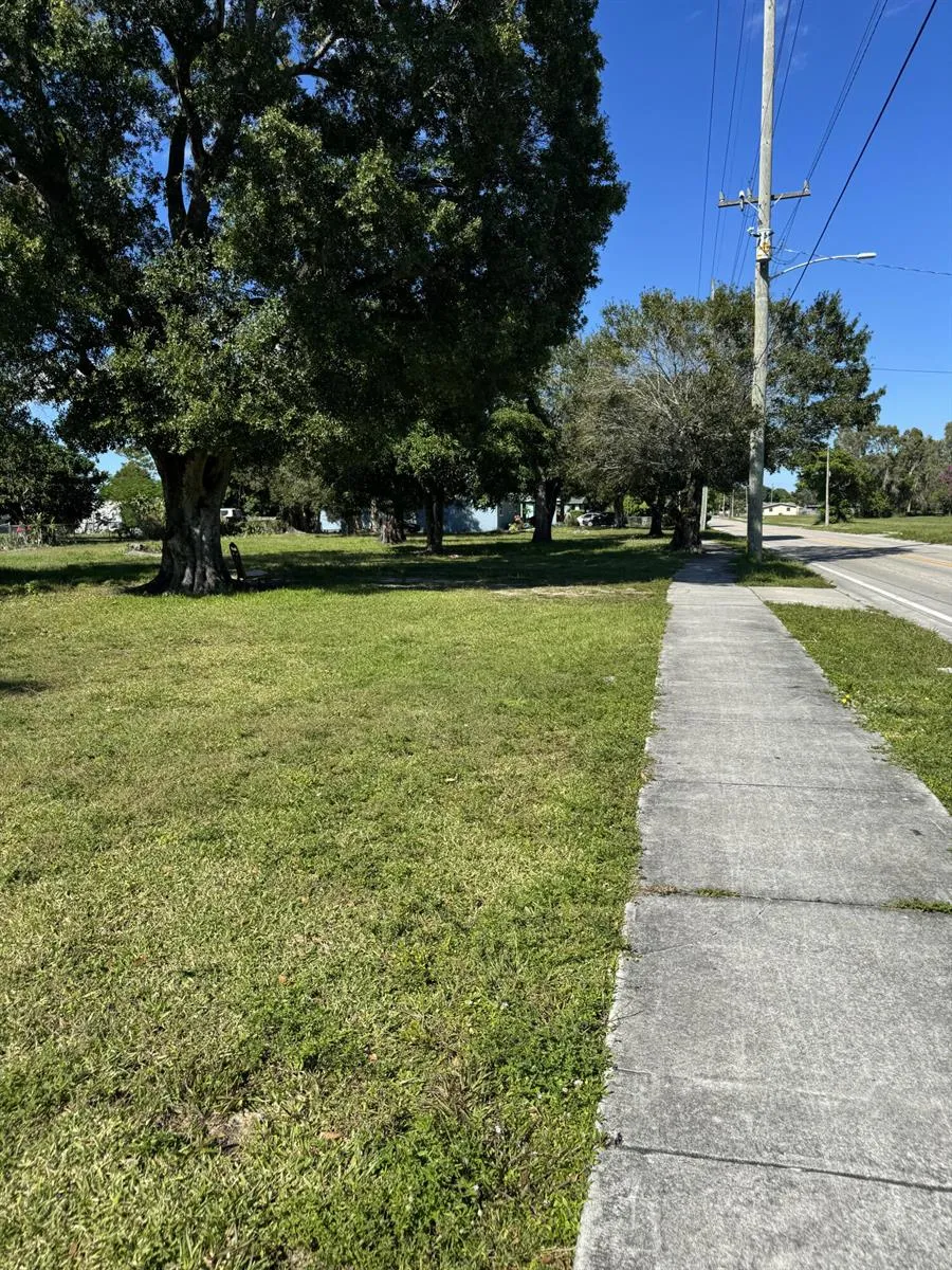 201 29th Street Fort Pierce, FL 34947