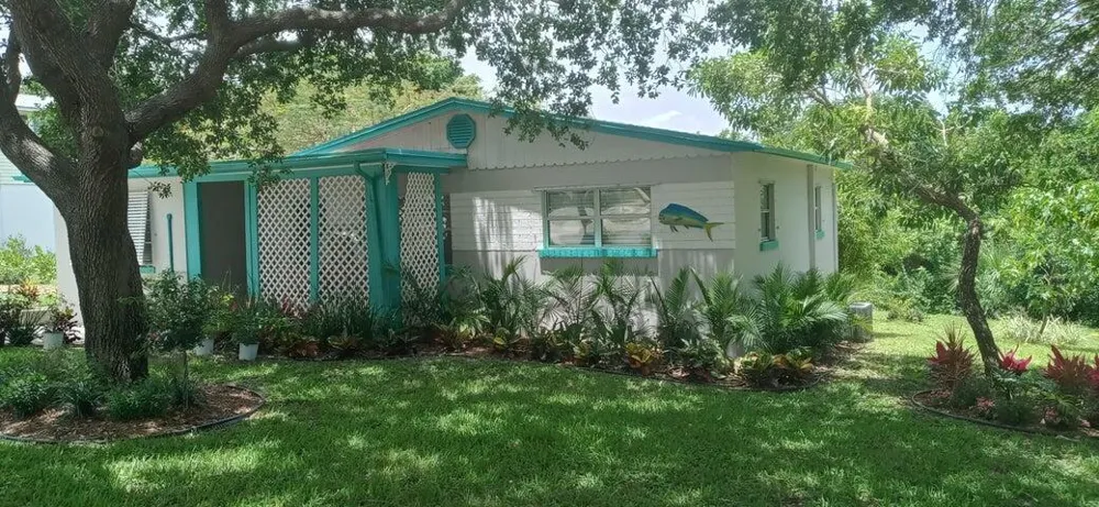 1933 NE Lake Place Jensen Beach, FL 34957