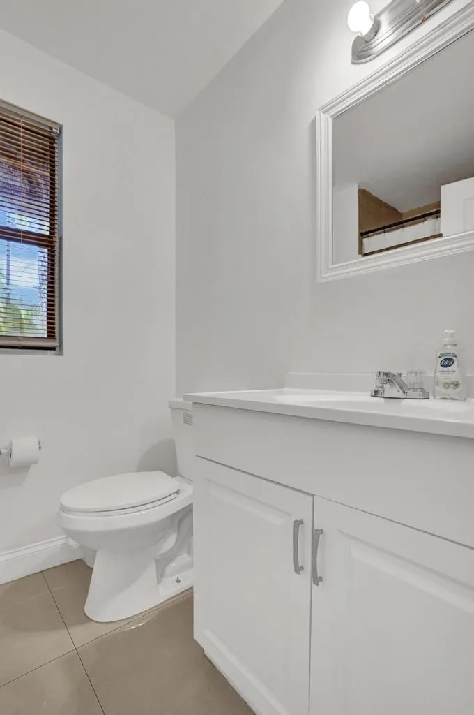 2311 Congress Avenue #11 Boynton Beach, FL 33426