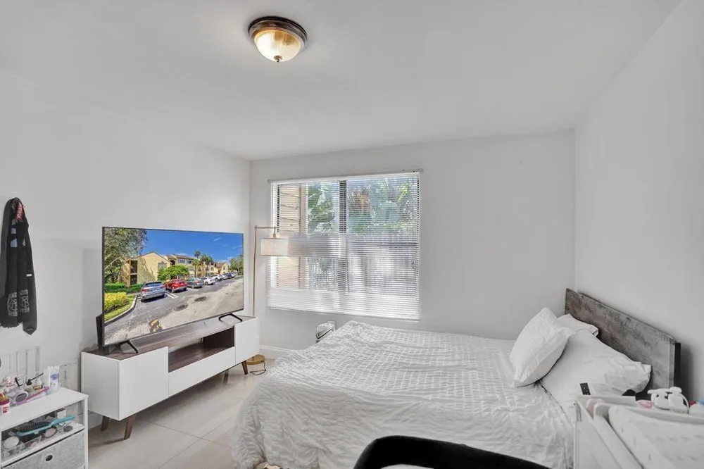 2311 Congress Avenue #11 Boynton Beach, FL 33426