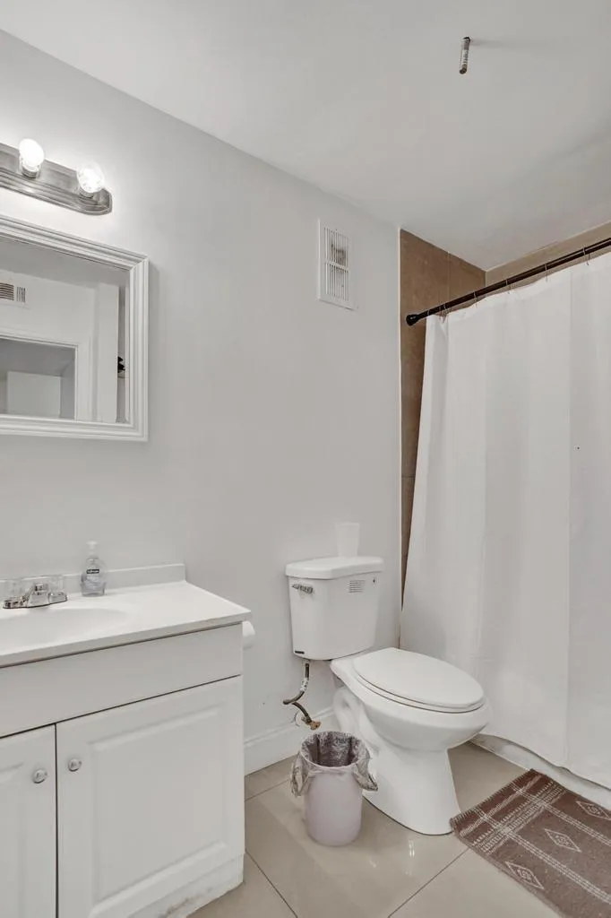 2311 Congress Avenue #11 Boynton Beach, FL 33426