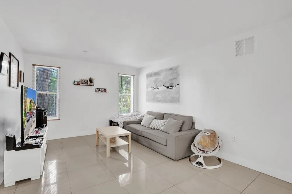 2311 Congress Avenue #11 Boynton Beach, FL 33426