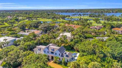 44 S Beach Road