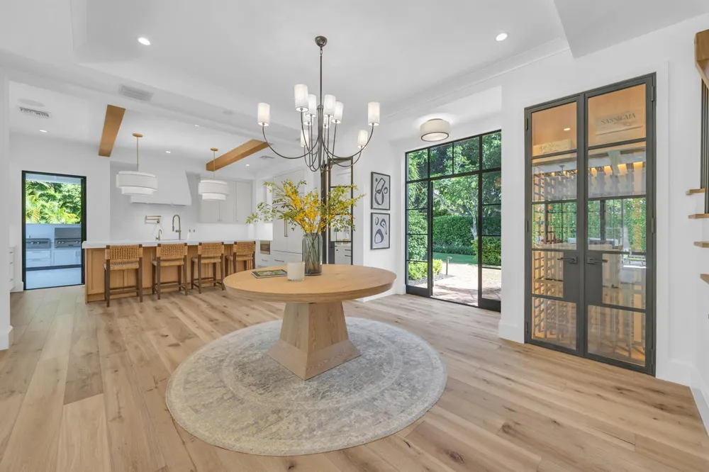 44 S Beach Road Jupiter Island, FL 33455