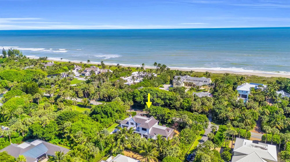 44 S Beach Road Jupiter Island, FL 33455