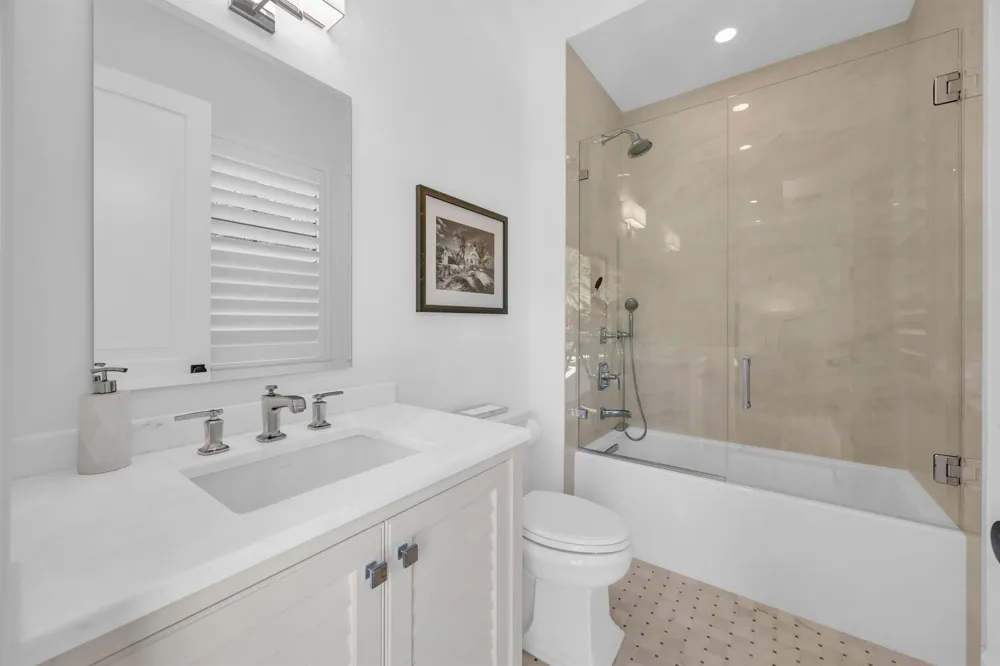 44 S Beach Road Jupiter Island, FL 33455