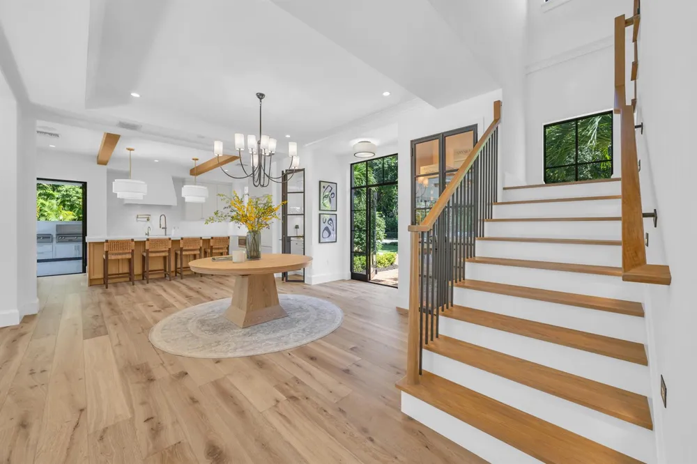 44 S Beach Road Jupiter Island, FL 33455