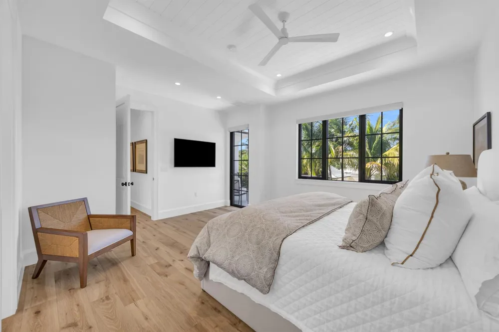 44 S Beach Road Jupiter Island, FL 33455