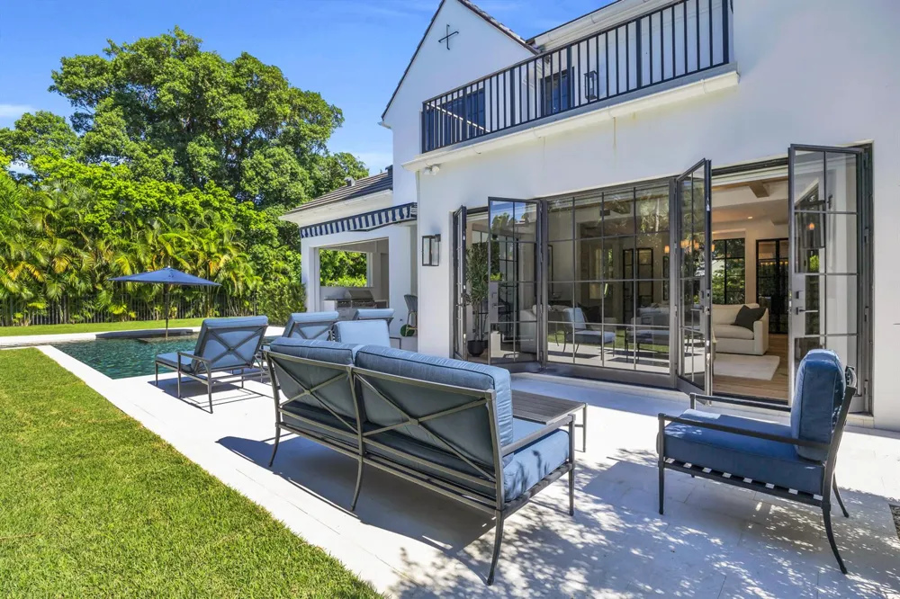44 S Beach Road Jupiter Island, FL 33455