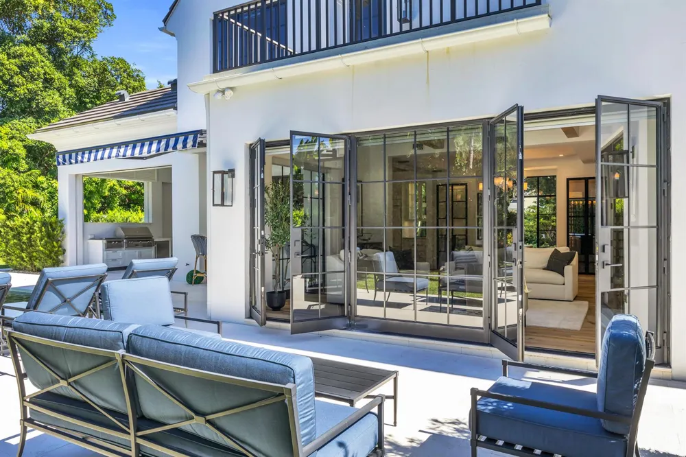44 S Beach Road Jupiter Island, FL 33455