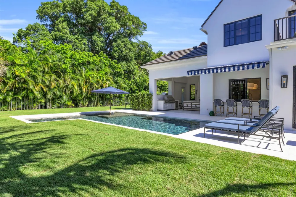 44 S Beach Road Jupiter Island, FL 33455