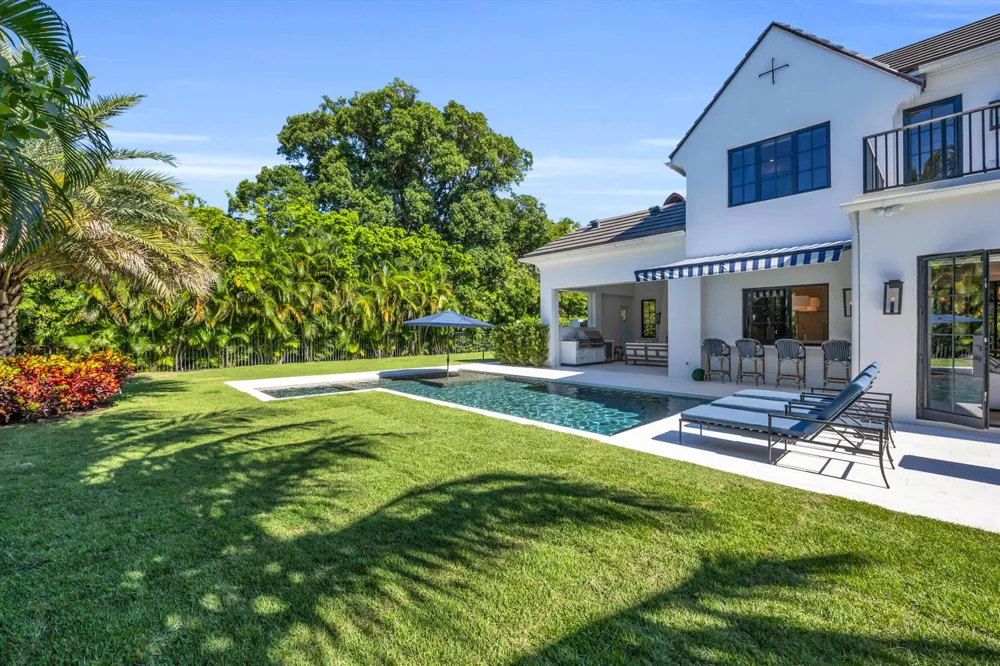 44 S Beach Road Jupiter Island, FL 33455