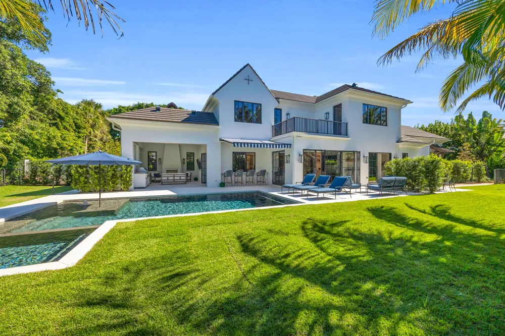 44 S Beach Road Jupiter Island, FL 33455