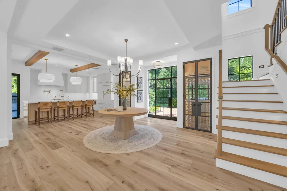 44 S Beach Road Jupiter Island, FL 33455