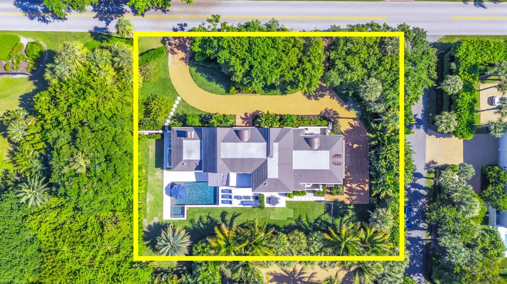 44 S Beach Road Jupiter Island, FL 33455