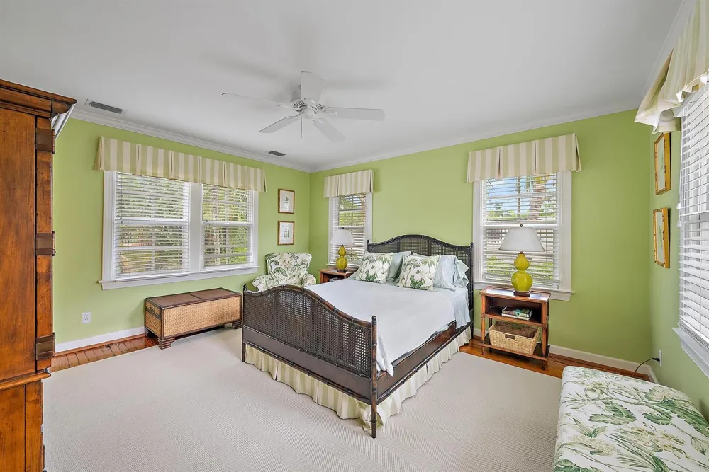 325 Seaspray Avenue Palm Beach, FL 33480
