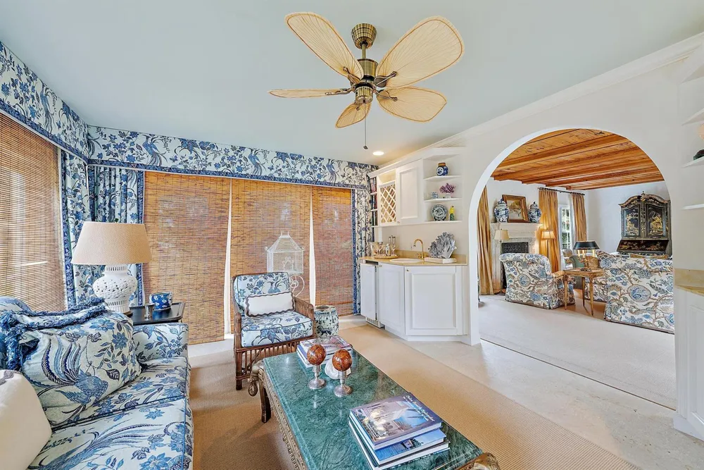 325 Seaspray Avenue Palm Beach, FL 33480