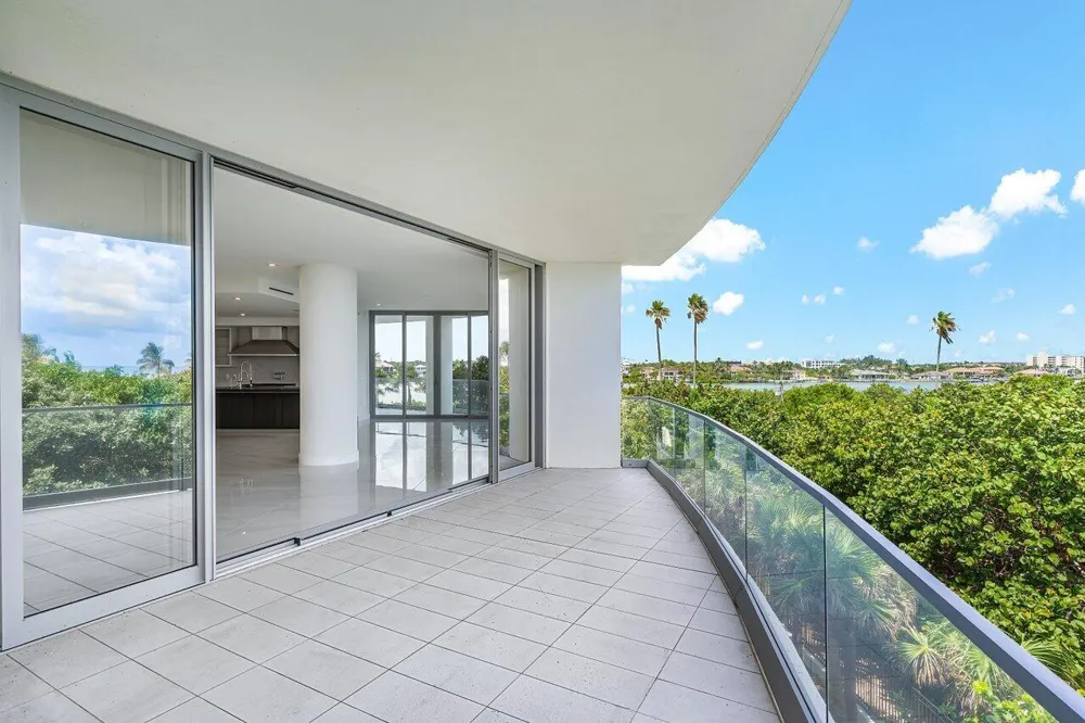 1500 S Beach Road #301 Tequesta, FL 33469