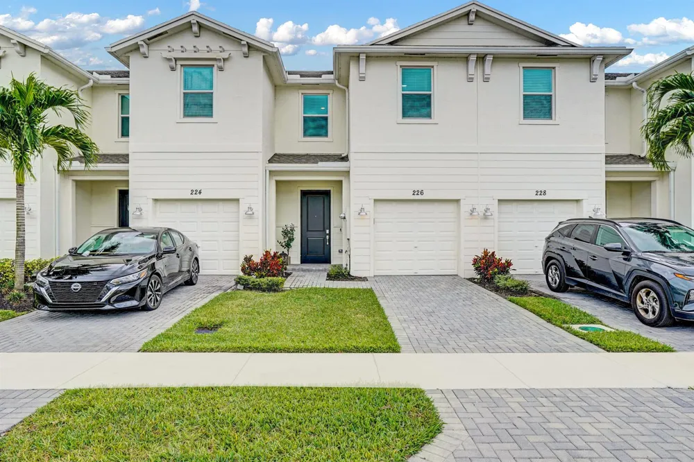 226 SE Woodbark Street Port St. Lucie, FL 34984