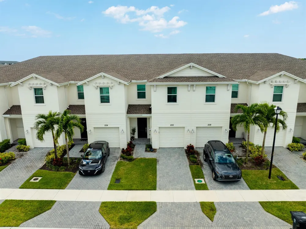 226 SE Woodbark Street Port St. Lucie, FL 34984