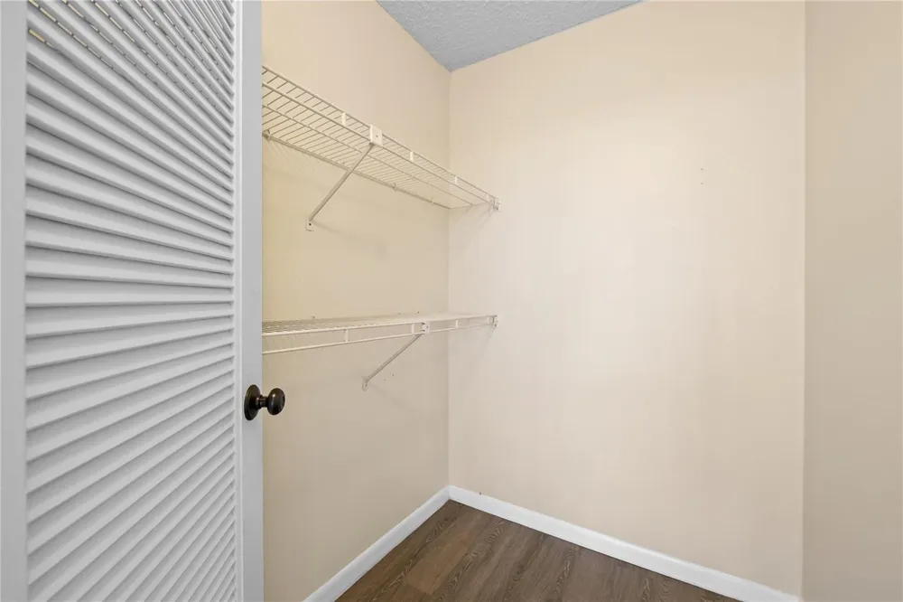 3300 W Rolling Hills Circle #610 Davie, FL 33328
