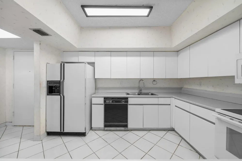 9455 Collins Avenue #305 Surfside, FL 33154