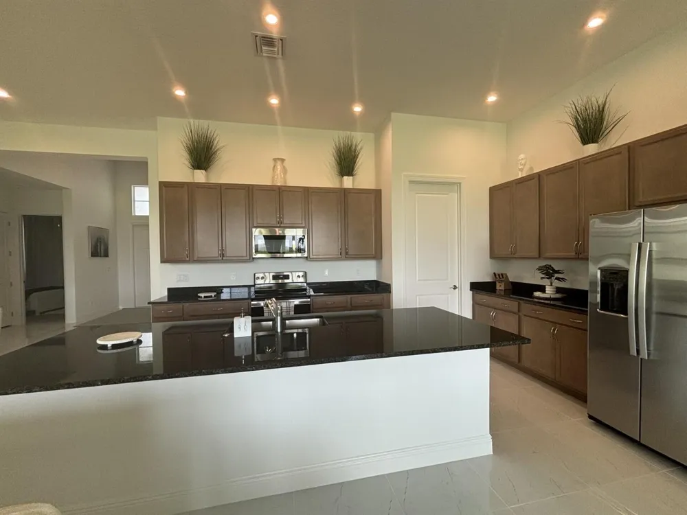 10231 SW Latium Way Port St. Lucie, FL 34987