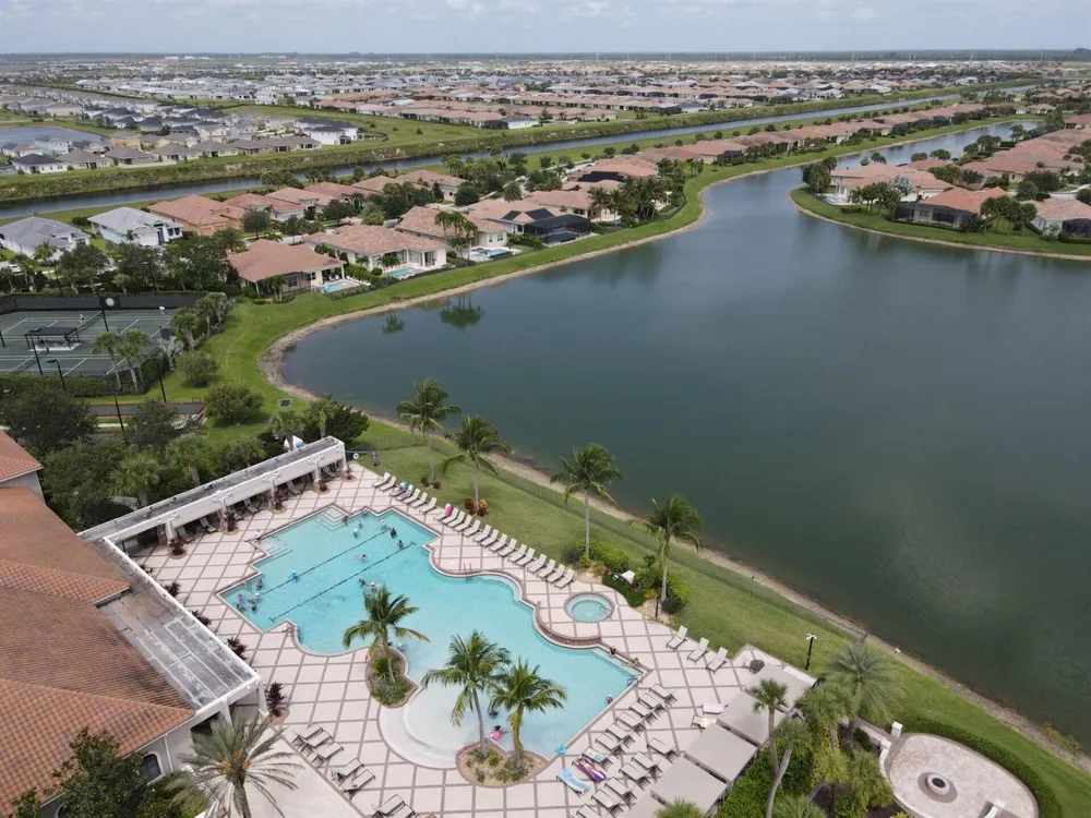 10231 SW Latium Way Port St. Lucie, FL 34987