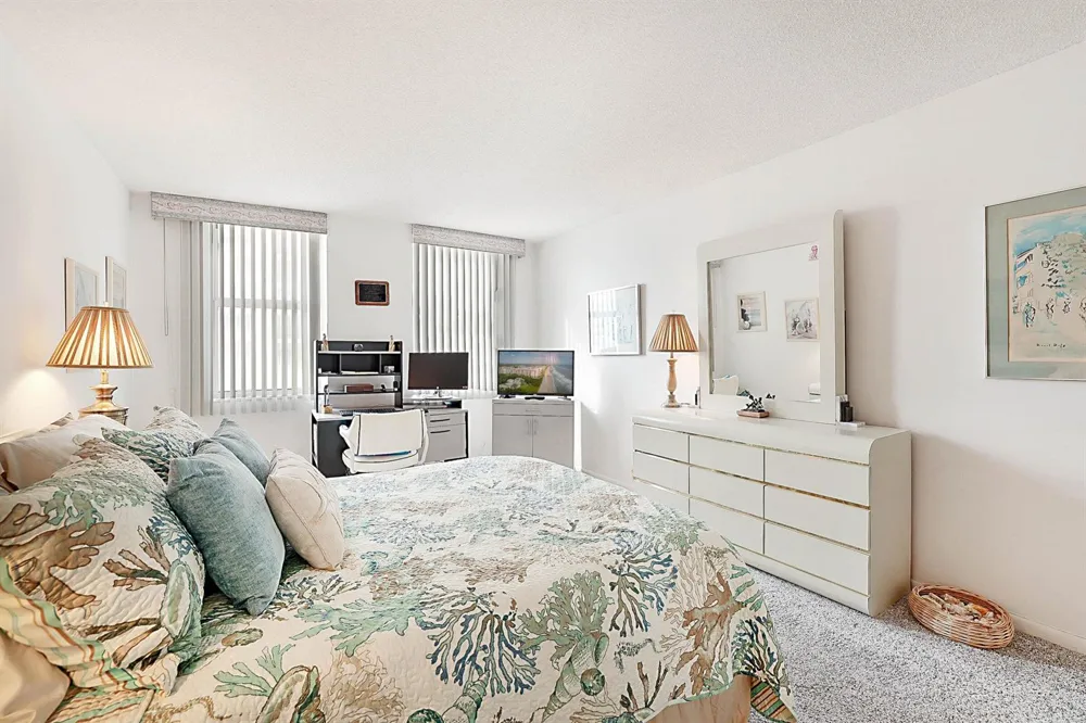 1149 Hillsboro Mile #310 Hillsboro Beach, FL 33062
