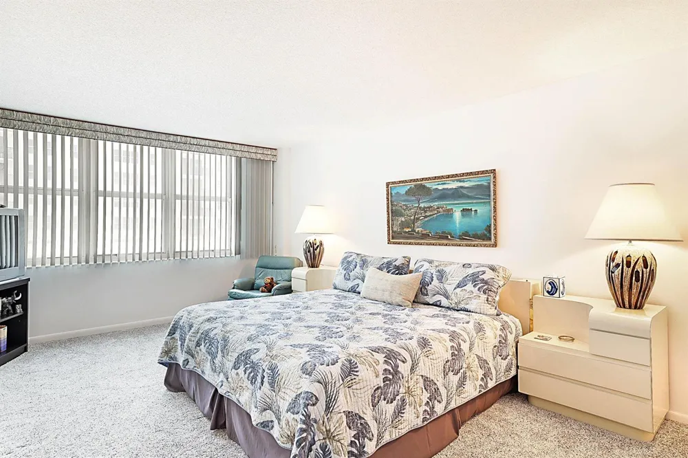 1149 Hillsboro Mile #310 Hillsboro Beach, FL 33062
