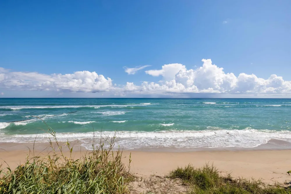 1048 S Ocean Boulevard Palm Beach, FL 33480