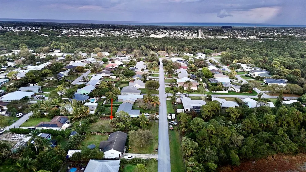 6483 SE Sylvan Place Hobe Sound, FL 33455