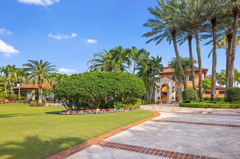 1491 Ocean Boulevard Palm Beach, FL 33480