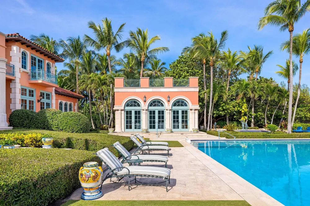 1491 Ocean Boulevard Palm Beach, FL 33480