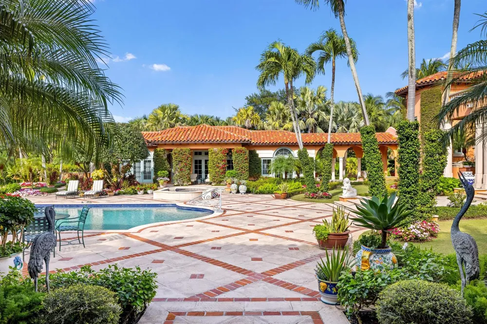 1491 Ocean Boulevard Palm Beach, FL 33480
